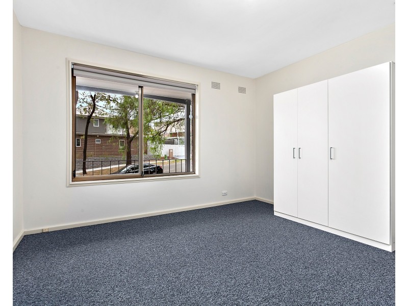 1 Bromwich Place, Menai NSW 2234