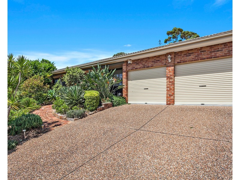 4 Sand Place, Illawong NSW 2234