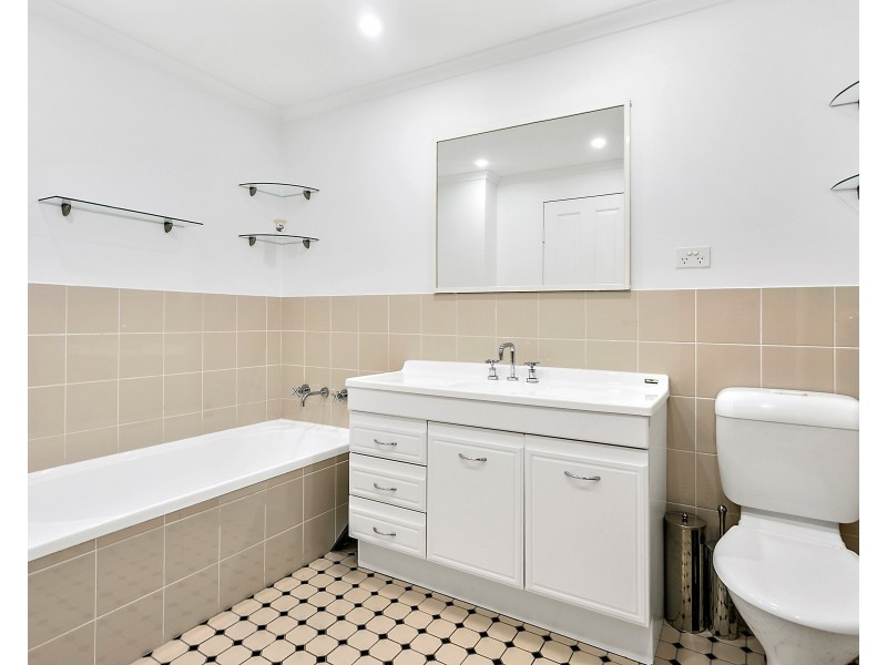 9/82-90 Allison Crescent, Menai NSW 2234