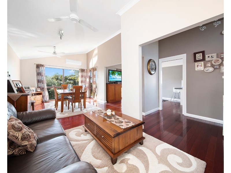 7 Byron Place, Illawong NSW 2234