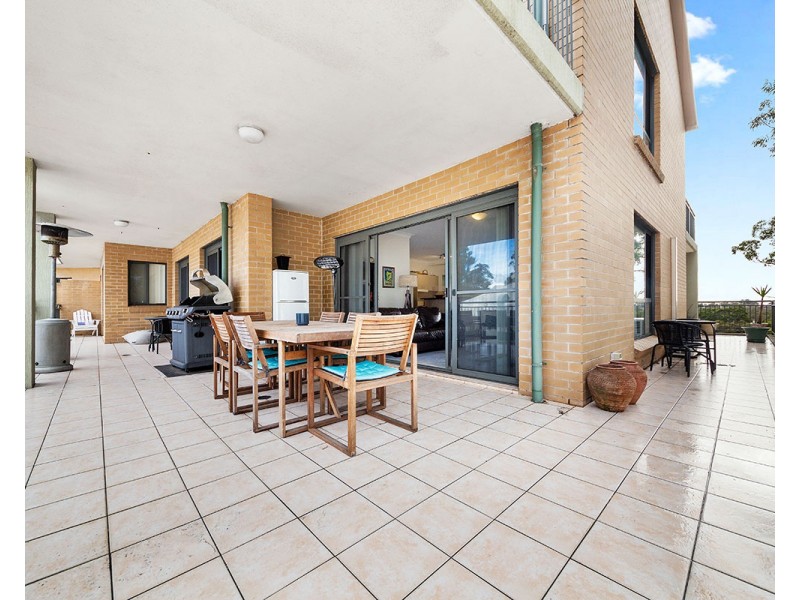 8/82-90 Allison Crescent, Menai NSW 2234