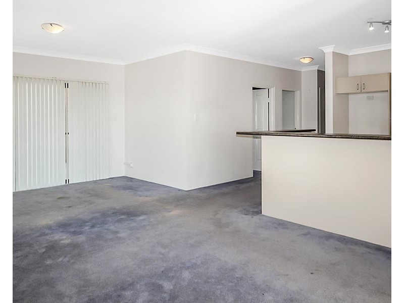 8/82-90 Allison Crescent, Menai NSW 2234