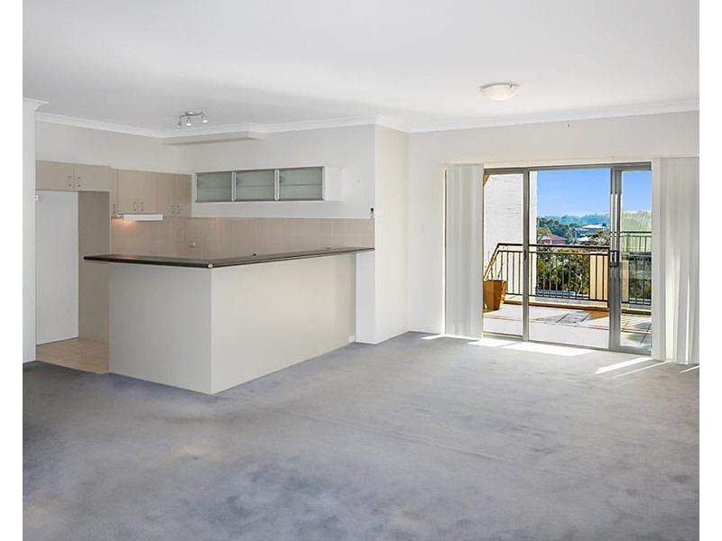 8/82-90 Allison Crescent, Menai NSW 2234