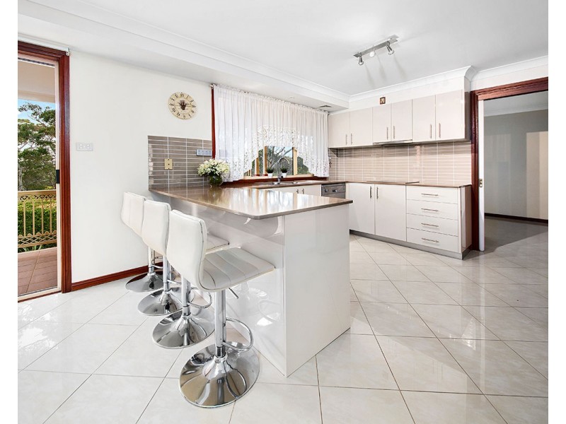 10 Bray Grove, Menai NSW 2234