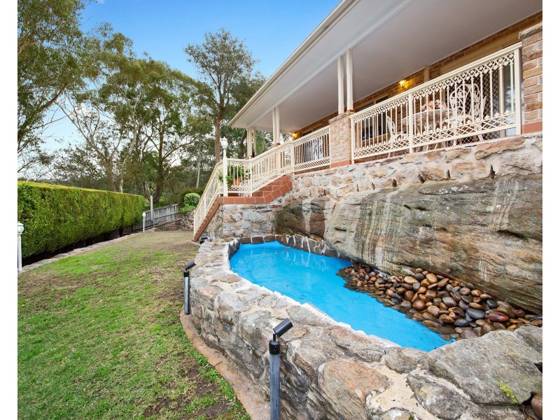 10 Bray Grove, Menai NSW 2234