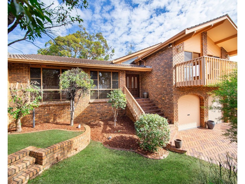 8 Hibiscus Close, Alfords Point NSW 2234