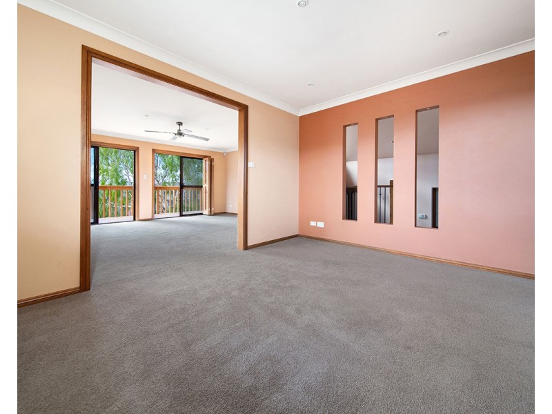 8 Hibiscus Close, Alfords Point NSW 2234