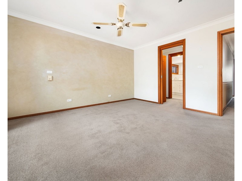 8 Hibiscus Close, Alfords Point NSW 2234