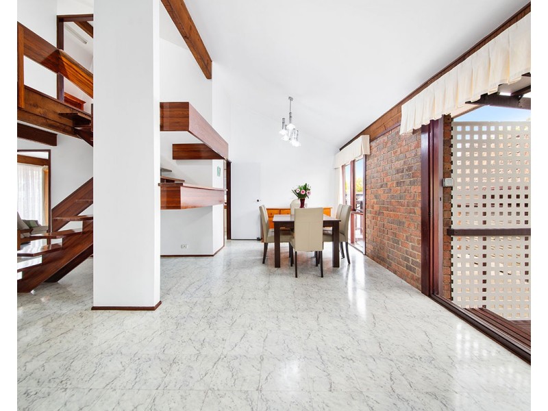 22 Jervis Drive, Illawong NSW 2234