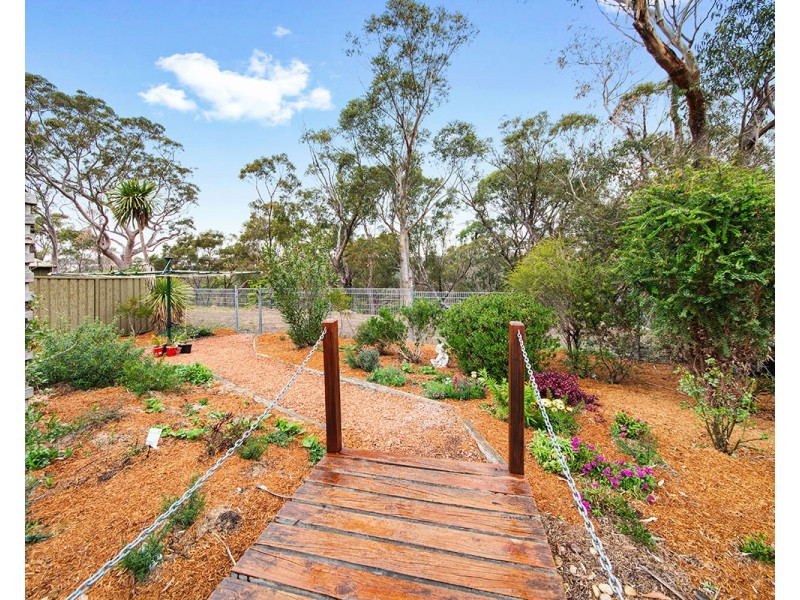 22 Jervis Drive, Illawong NSW 2234