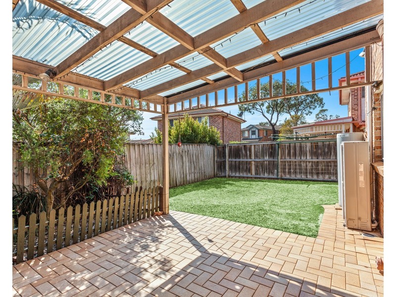 5b Davis Place, Menai NSW 2234