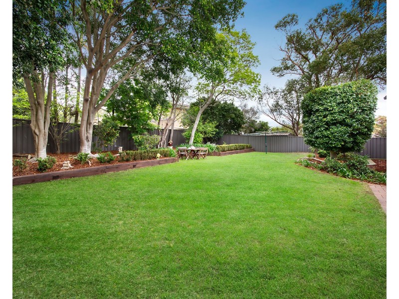 155 Brushwood Drive, Alfords Point NSW 2234