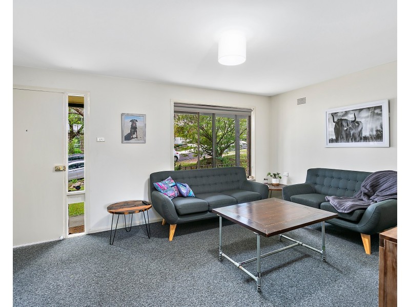 1 Bromwich Place, Menai NSW 2234