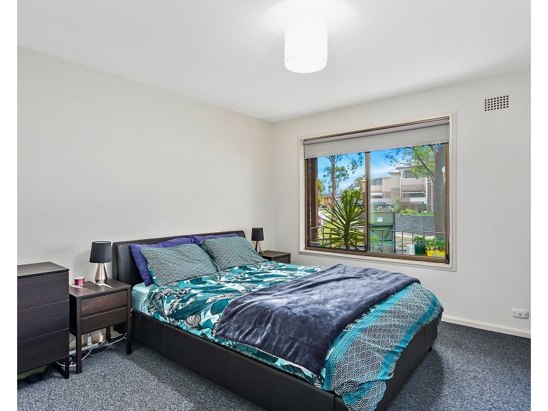 1 Bromwich Place, Menai NSW 2234