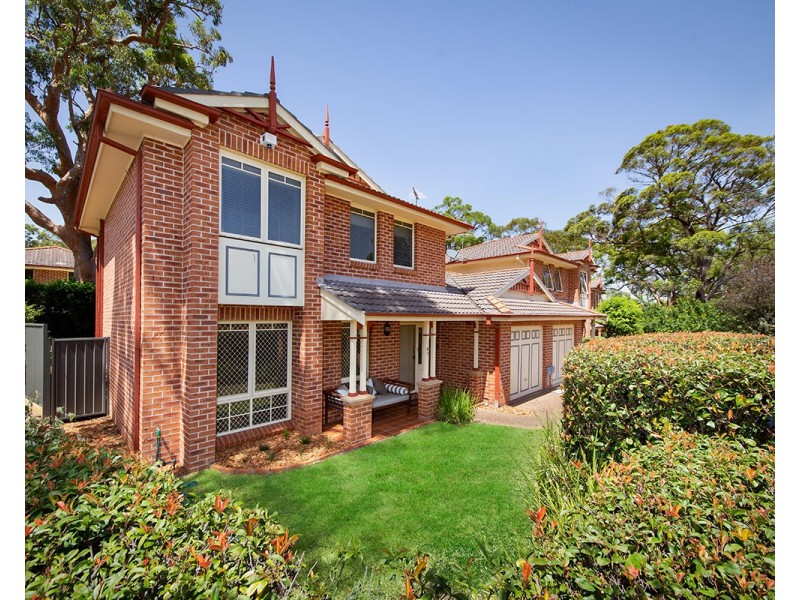 6a Bassett Place, Menai NSW 2234