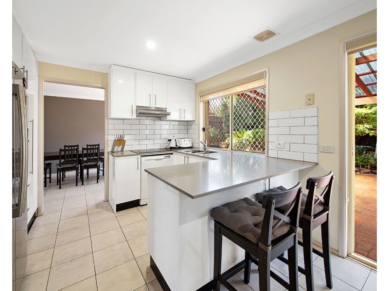 6a Bassett Place, Menai NSW 2234