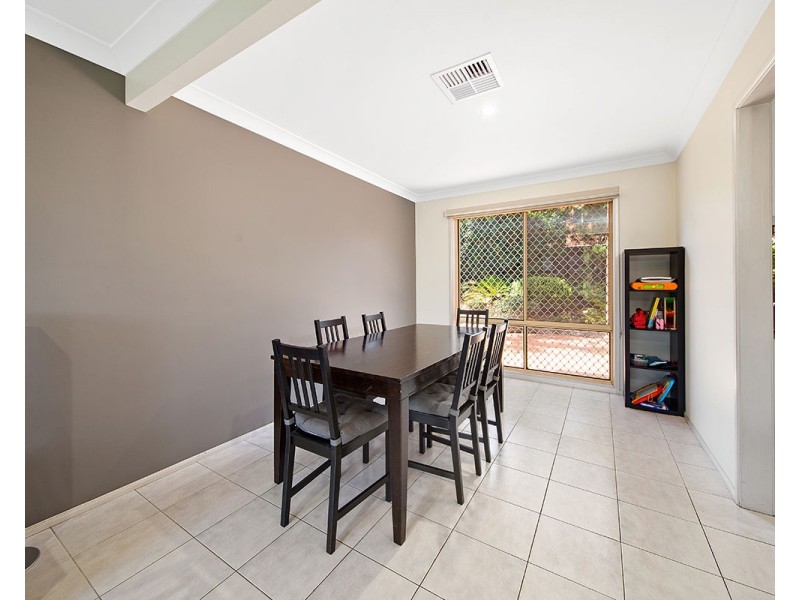 6a Bassett Place, Menai NSW 2234