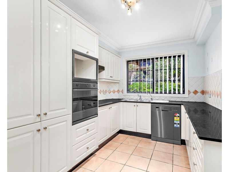 H1/6 Schofield Place, Menai NSW 2234