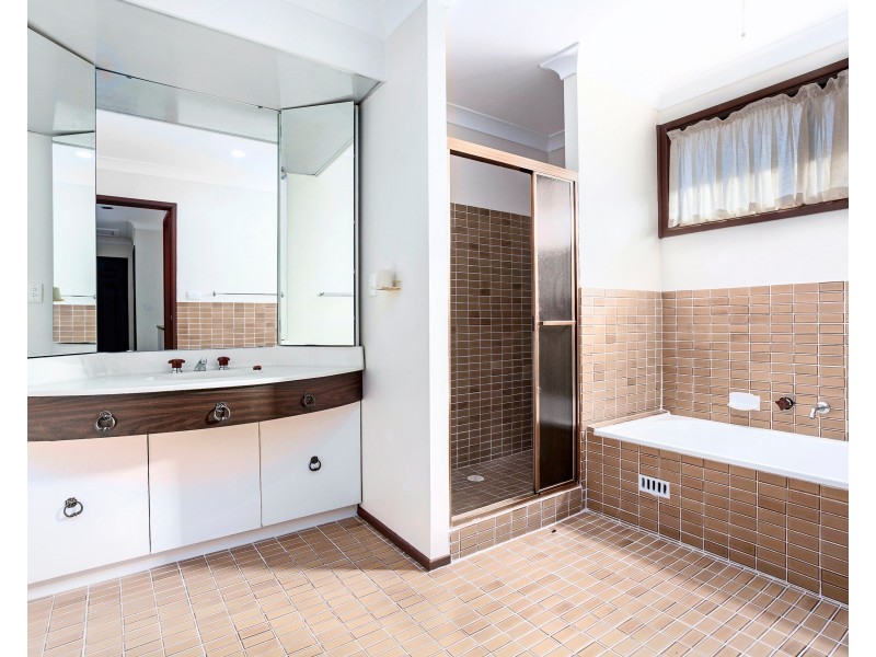 3A  Dixon Close, Illawong NSW 2234