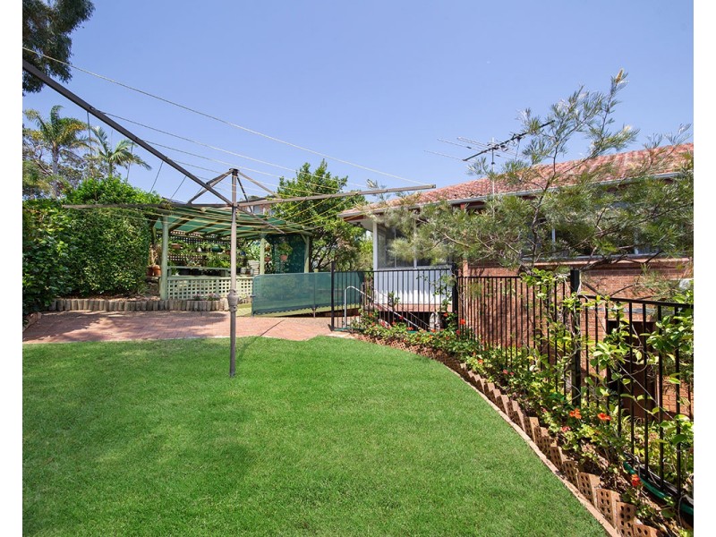 2 Blackwattle Place, Alfords Point NSW 2234