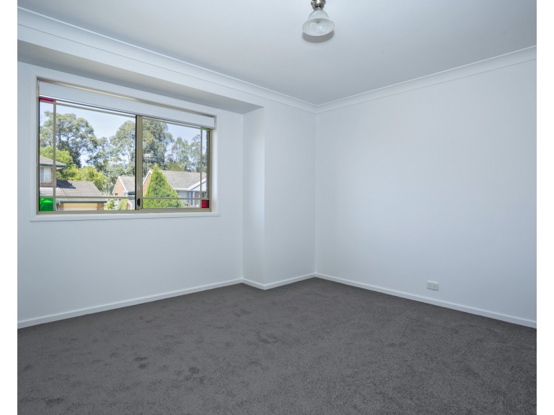 25 Silverleaf Row, Menai NSW 2234