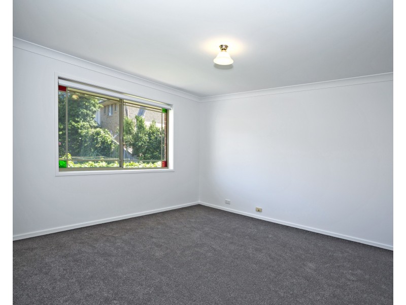 25 Silverleaf Row, Menai NSW 2234