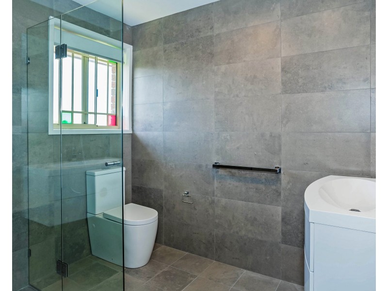 25 Silverleaf Row, Menai NSW 2234