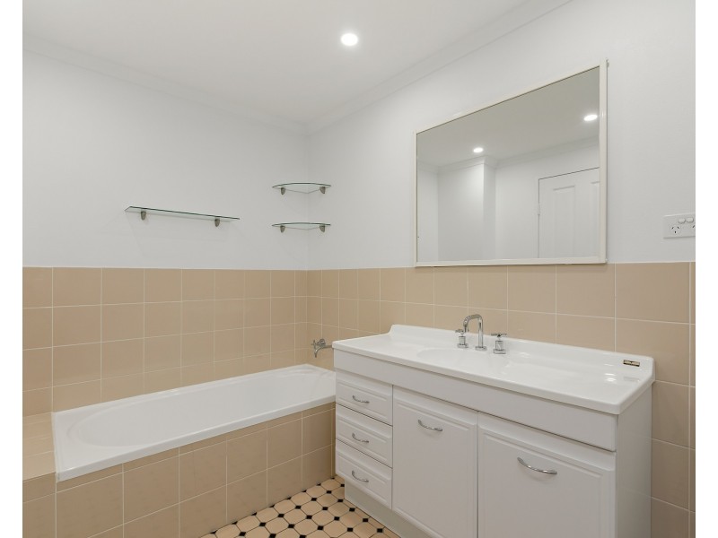 9/82-90 Allison Crescent, Menai NSW 2234