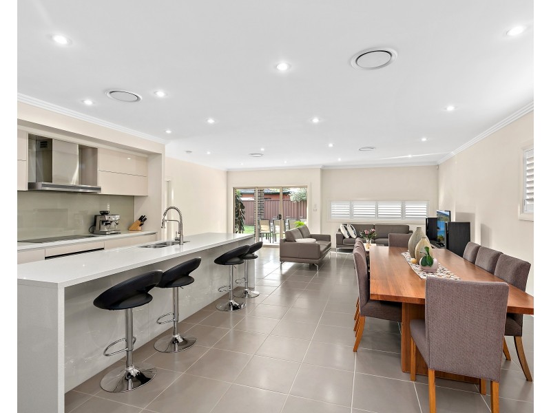 17 Lone Pine Ave, Milperra NSW 2214