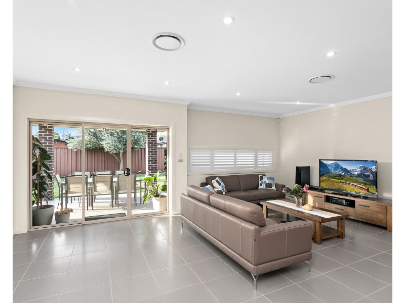 17 Lone Pine Ave, Milperra NSW 2214