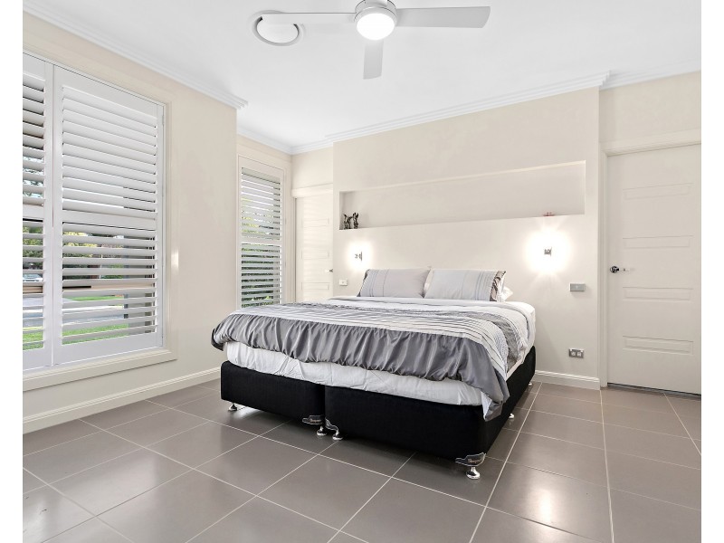 17 Lone Pine Ave, Milperra NSW 2214