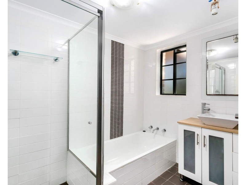 F15/6 Schofield Place, Menai NSW 2234