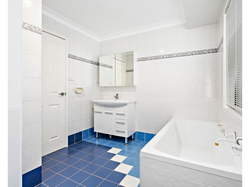 22 Nicolson Circuit, Menai NSW 2234