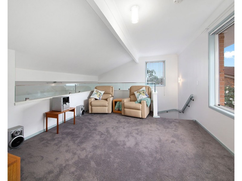 221 Fowler Road, Illawong NSW 2234