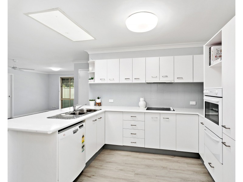 12 Silverleaf Row, Menai NSW 2234
