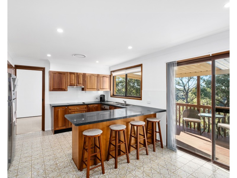 2 Meckiff Close, Menai NSW 2234