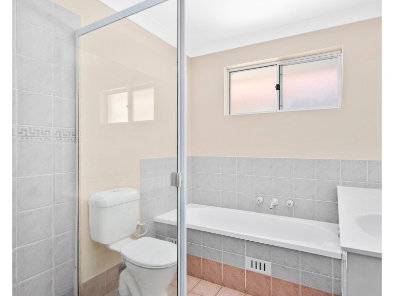 8/1 Bluegum Way, Menai NSW 2234