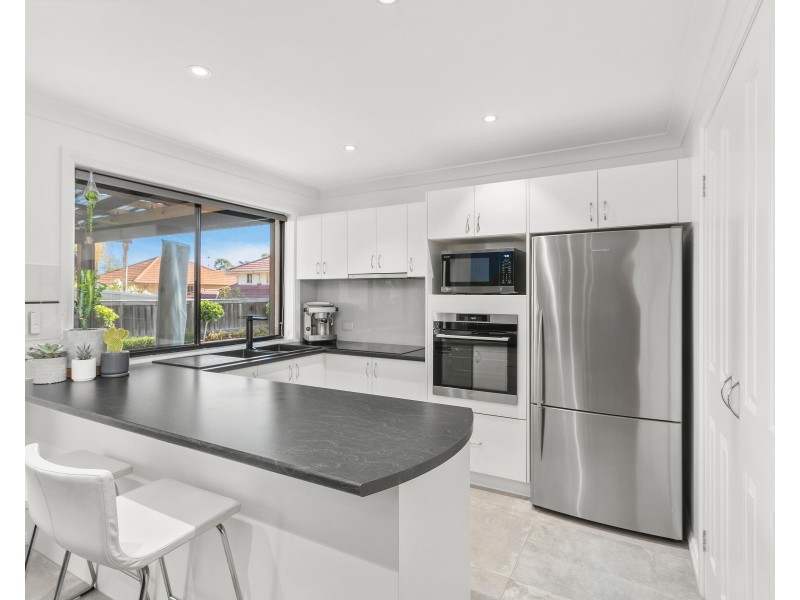 25/32-98 Bishop Road, Menai NSW 2234