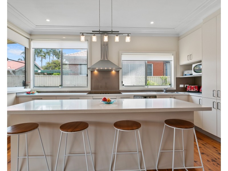 6 Coolabah Place, Caringbah NSW 2229