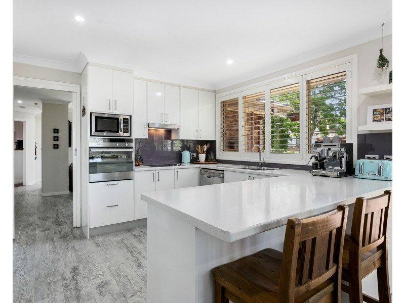 5  Nicholi Place, Alfords Point NSW 2234