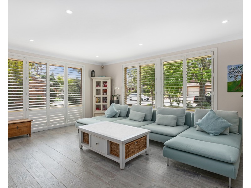 5  Nicholi Place, Alfords Point NSW 2234