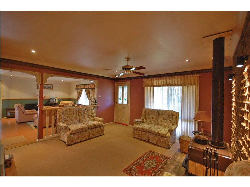 44 Wattle Street, Colo Vale NSW 2575