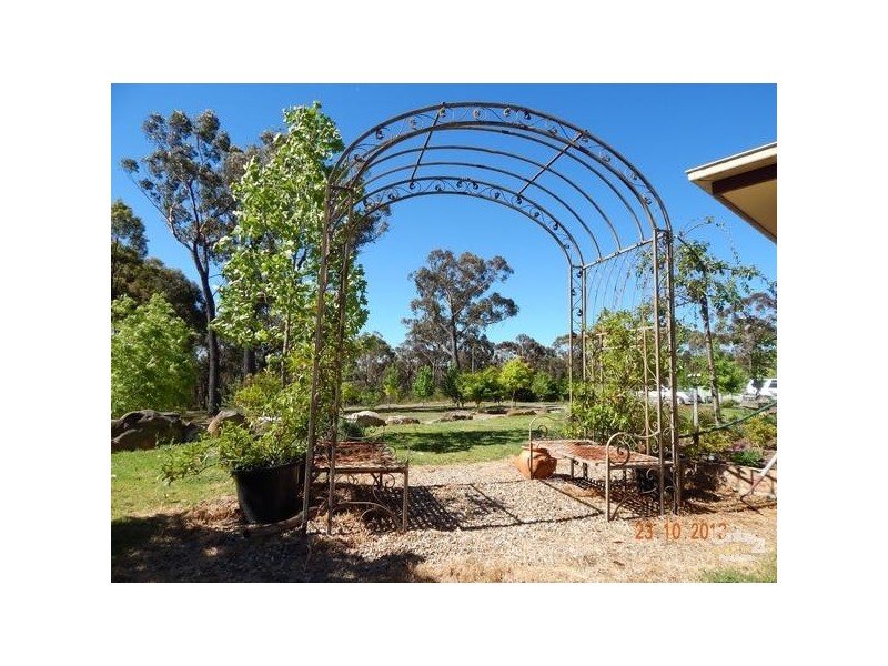 5-7 Banksia Street, Hill Top NSW 2575