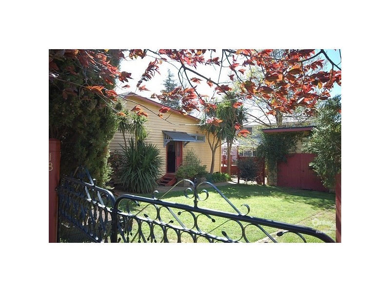 18 Park Road, Bowral NSW 2576