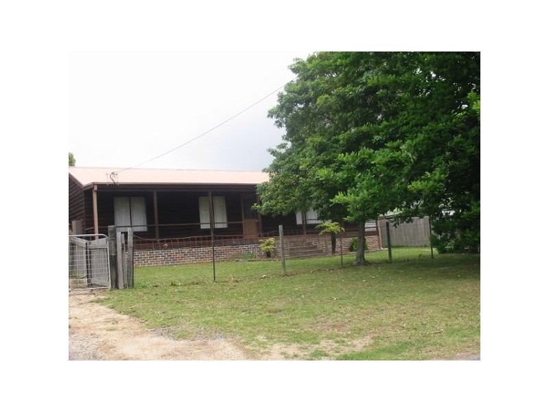5 Samuel Street, Hill Top NSW 2575