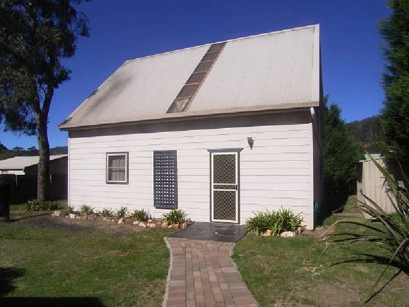 91 Berrima Street, Welby NSW 2575