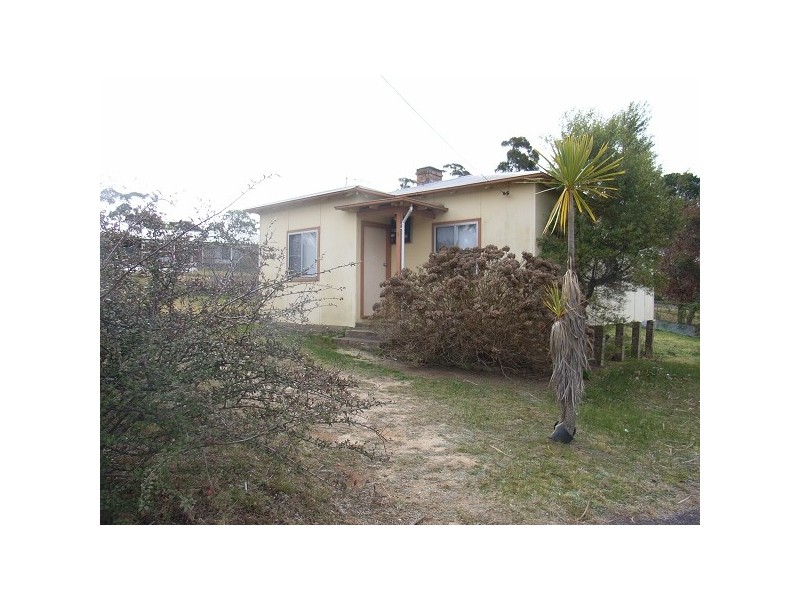 Hill Top NSW 2575