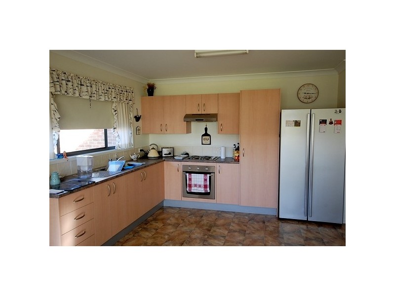 Hill Top NSW 2575
