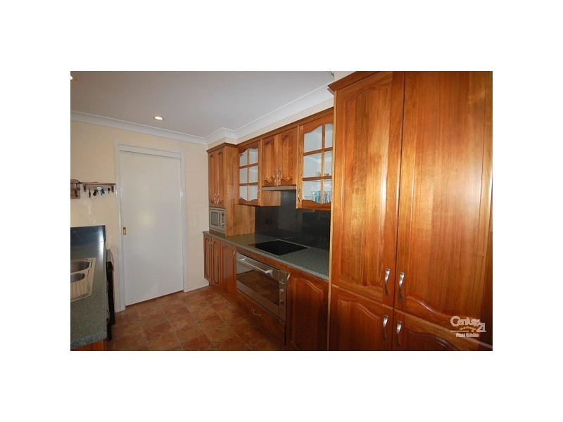 17 Boxvale Road, Welby NSW 2575