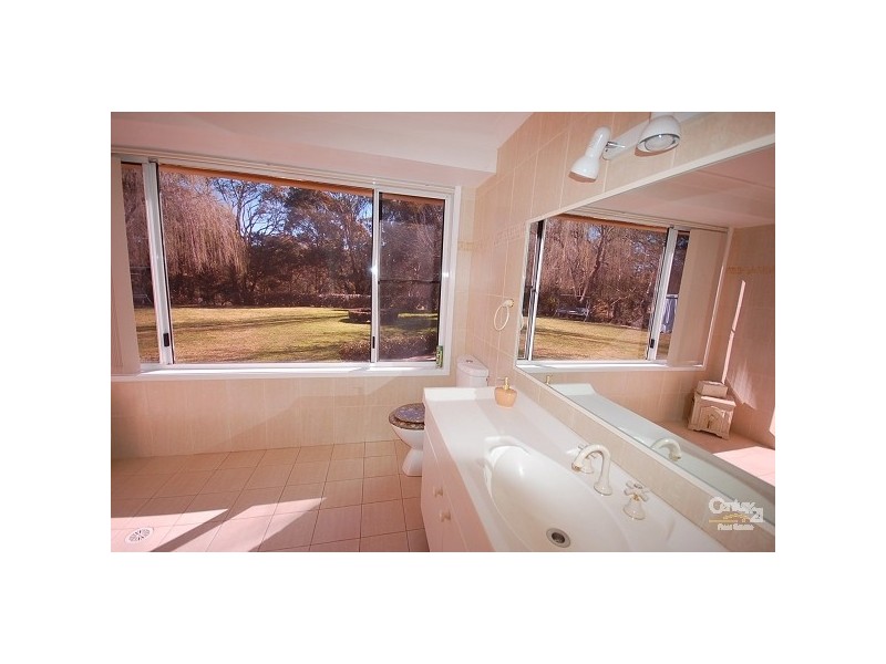 17 Boxvale Road, Welby NSW 2575